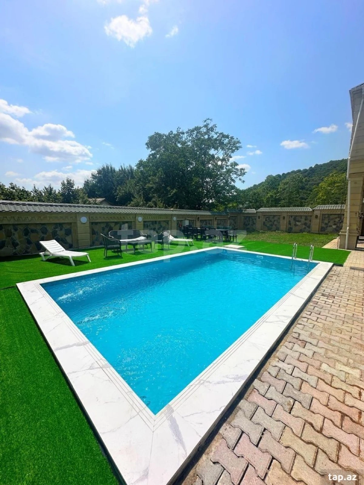 Kirayə verilir 3 otaqlı həyət evi 200 m²