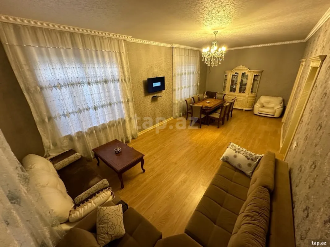 Kirayə verilir 3 otaqlı həyət evi 200 m²