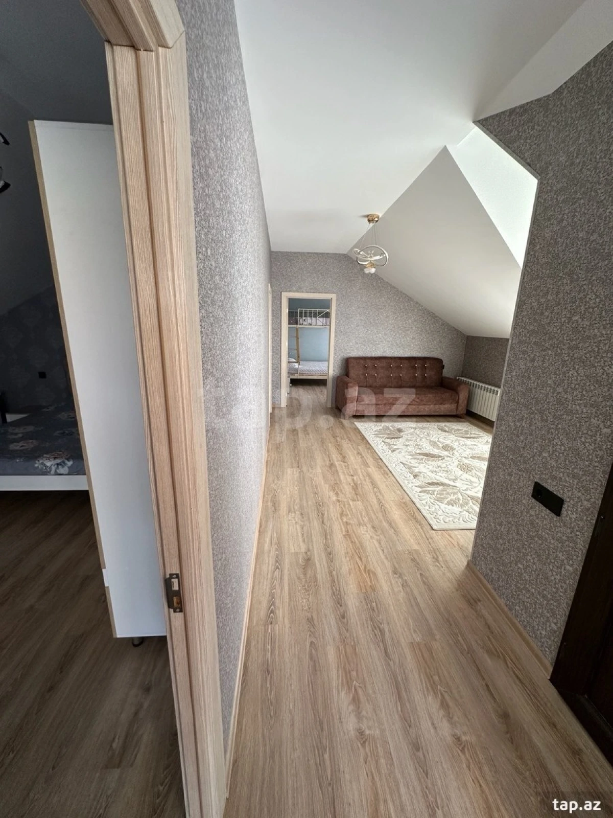 Kirayə verilir 6 otaqlı həyət evi 200 m²