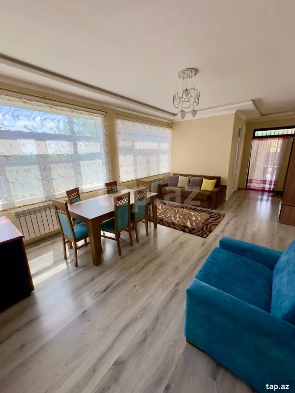 Kirayə verilir 6 otaqlı həyət evi 200 m²