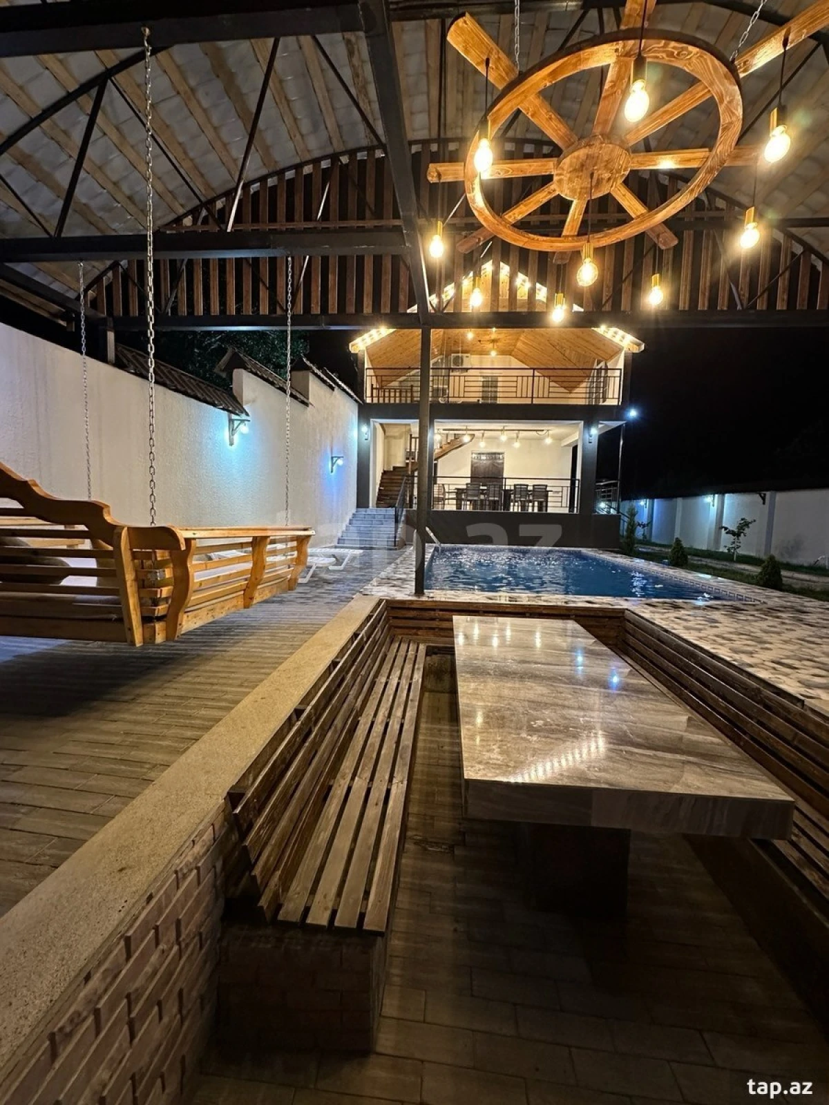 Kirayə verilir 6 otaqlı həyət evi 200 m²