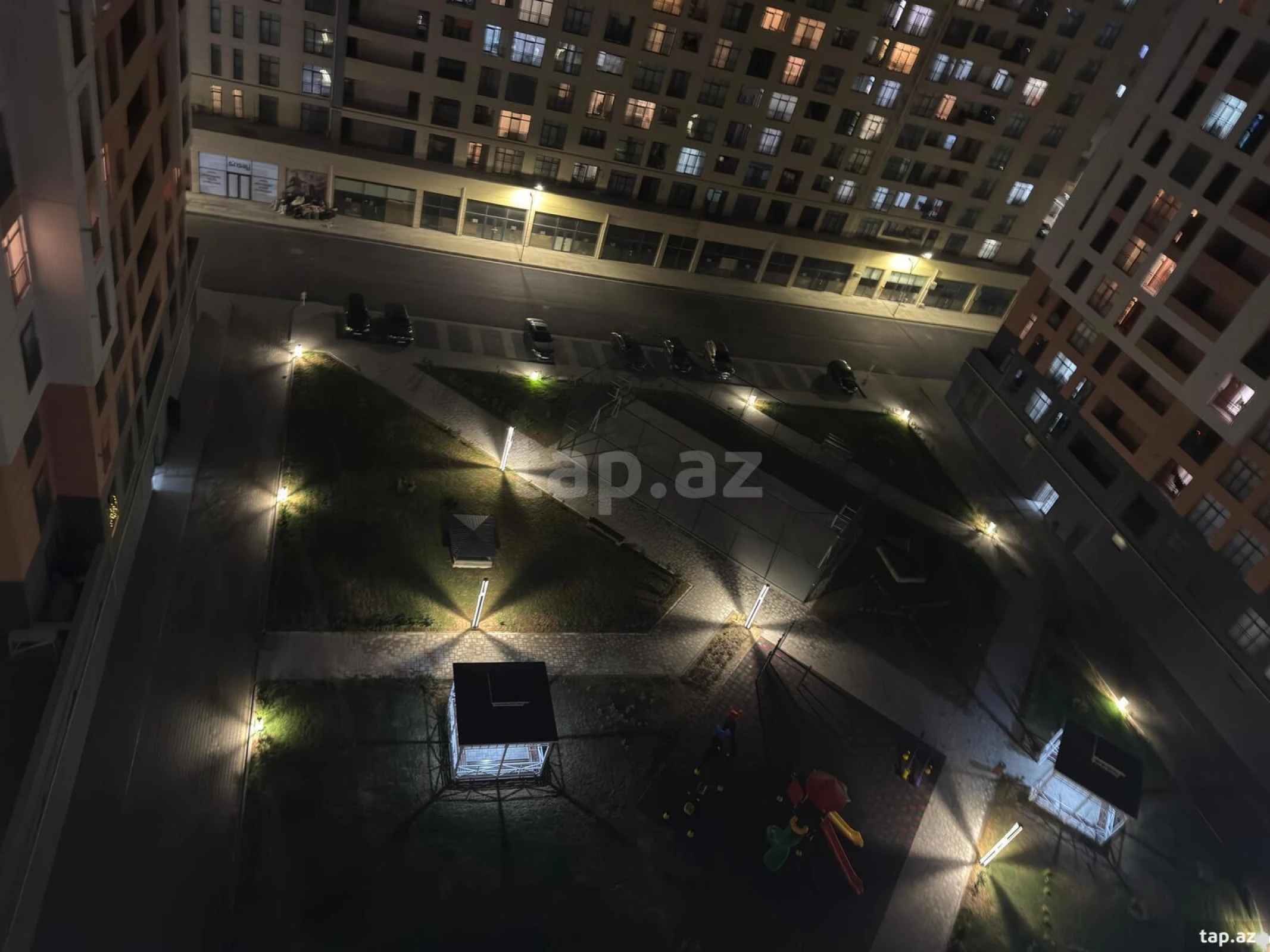 Kirayə verilir 2 otaqlı yeni tikili 60 m²