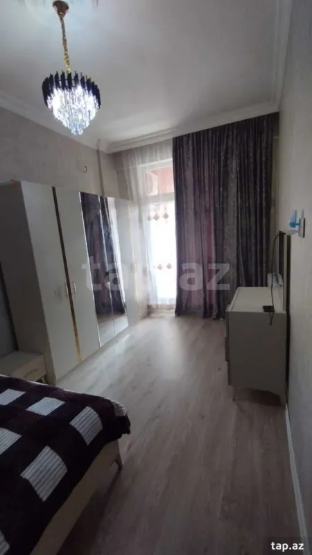 Kirayə verilir 2 otaqlı yeni tikili 60 m²