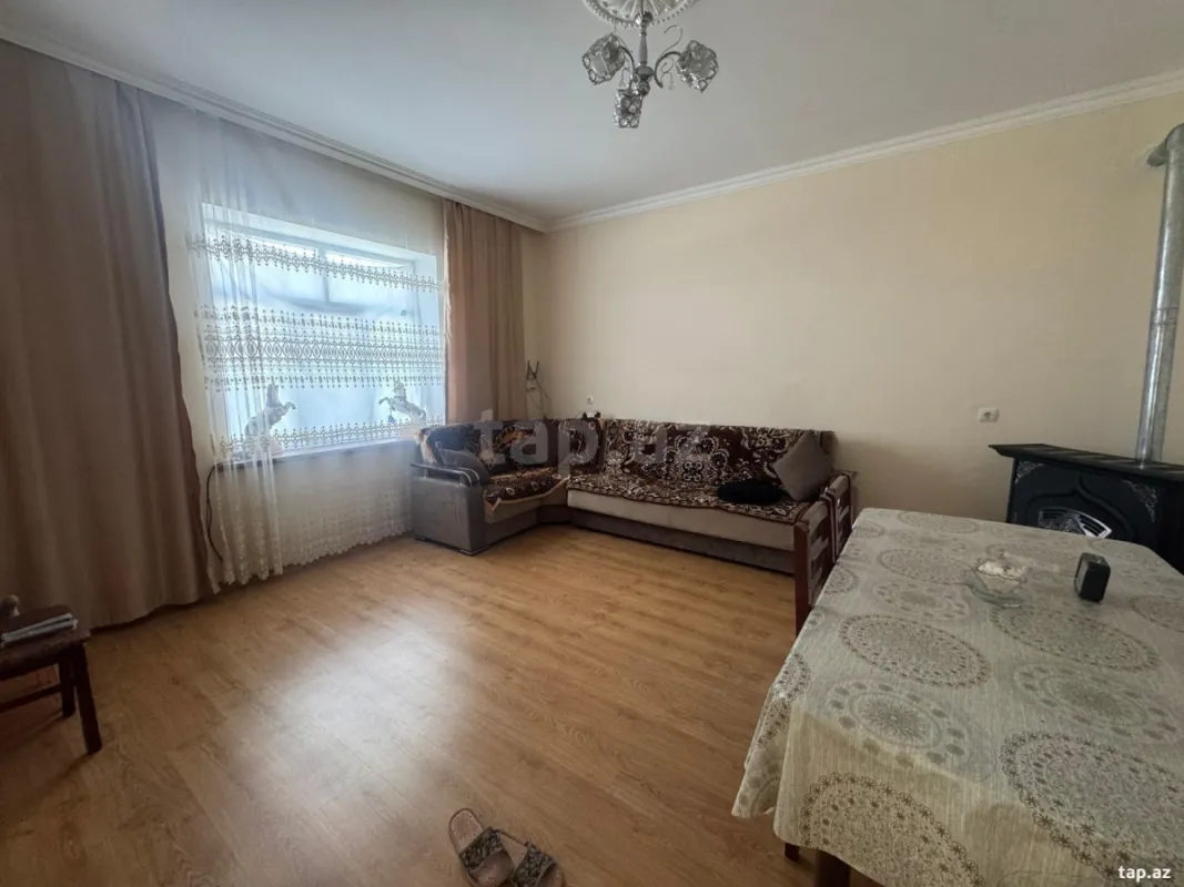 Satılır 3 otaqlı həyət evi