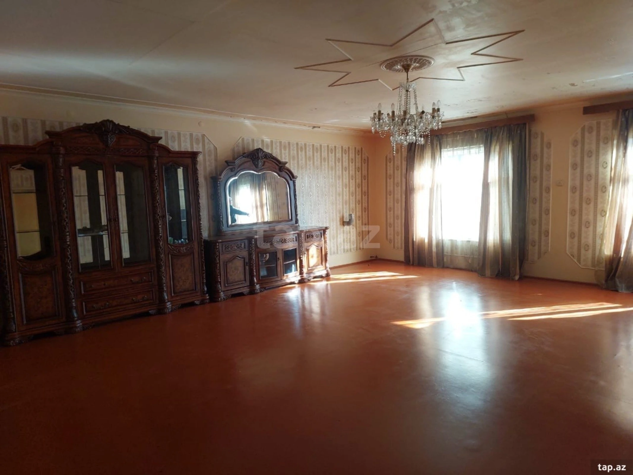 Kirayə verilir 4 otaqlı həyət evi 320 m²