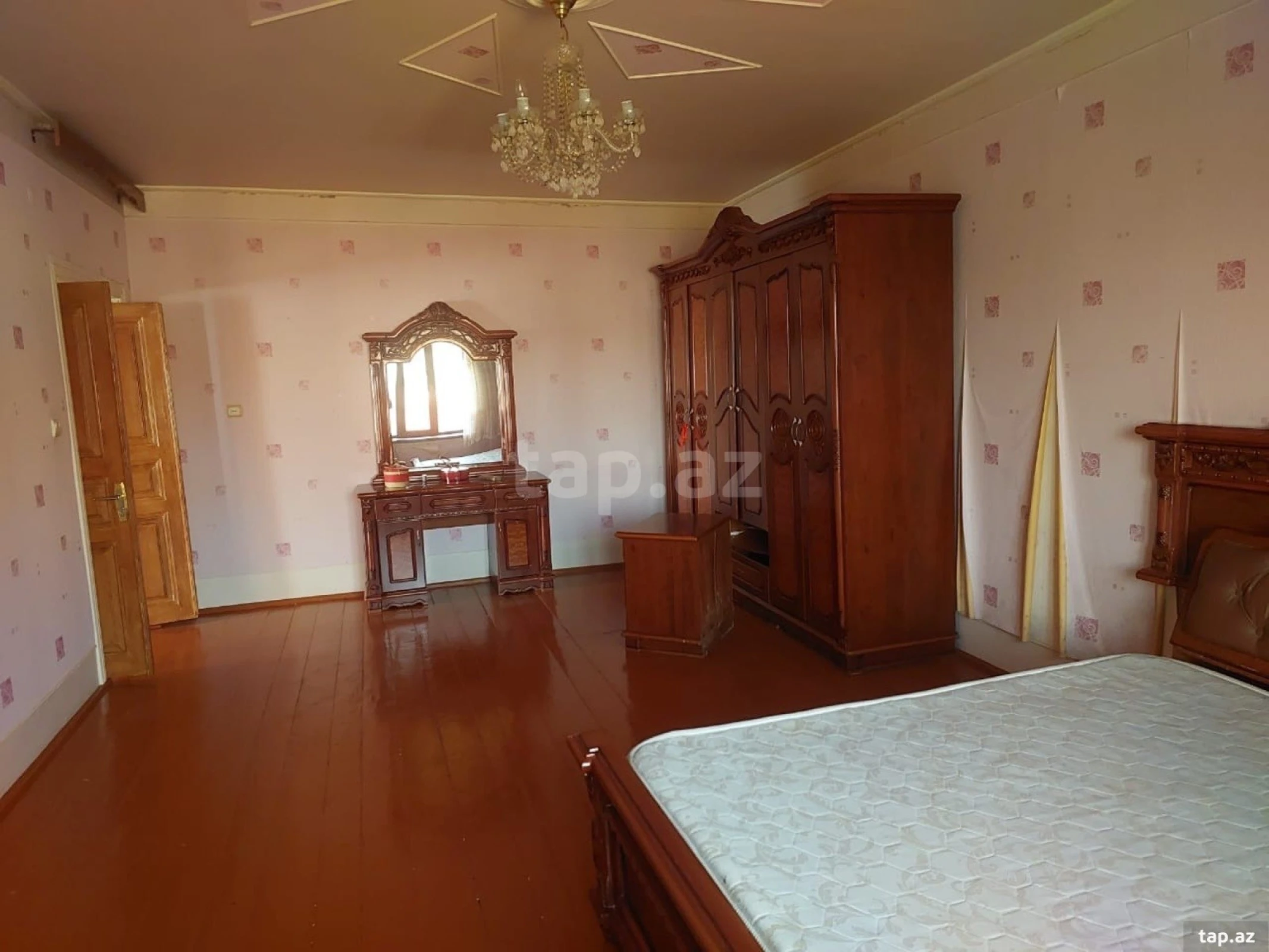 Kirayə verilir 4 otaqlı həyət evi 320 m²