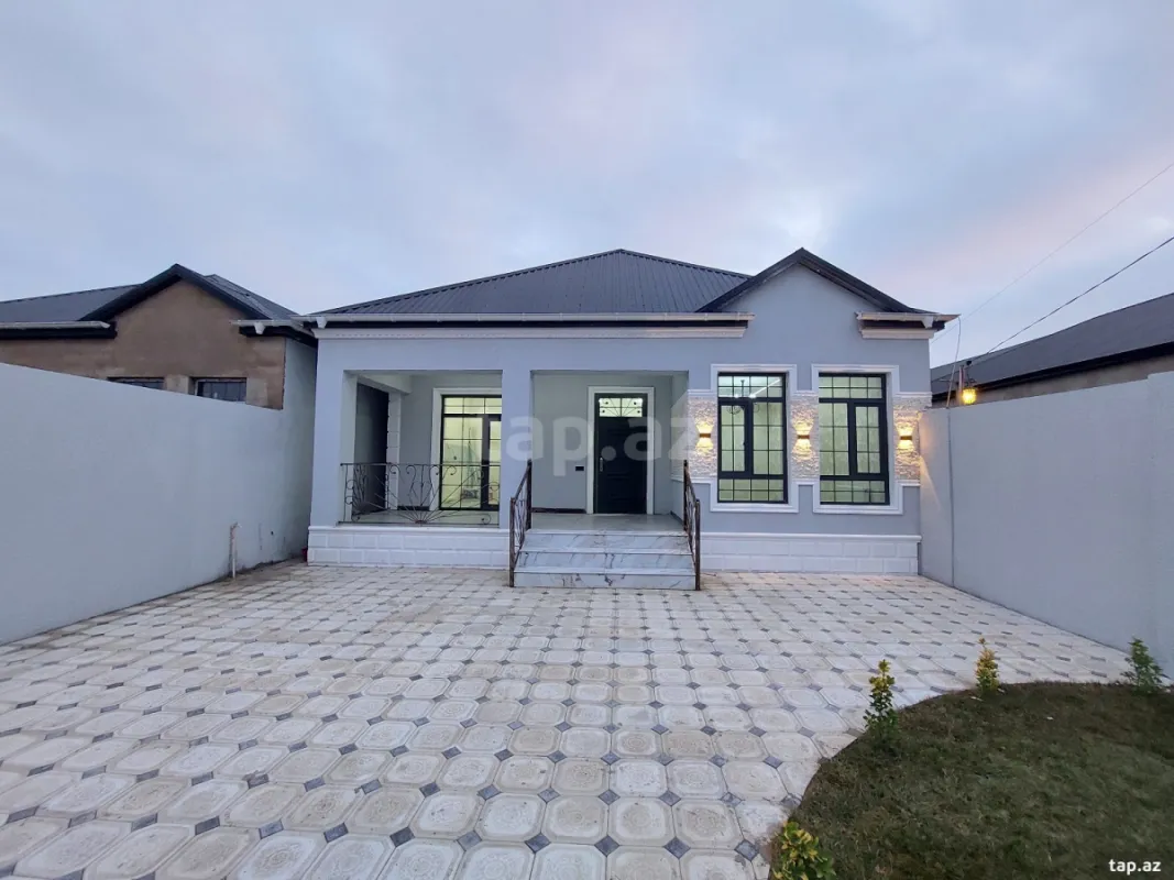 Satılır 3 otaqlı həyət evi