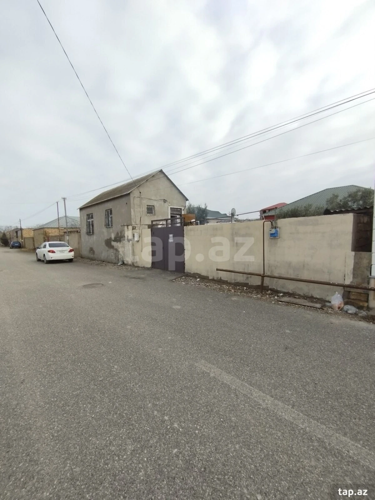 Satılır 1 otaqlı həyət evi 36 m²