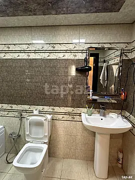 Kirayə verilir 3 otaqlı yeni tikili 115 m²