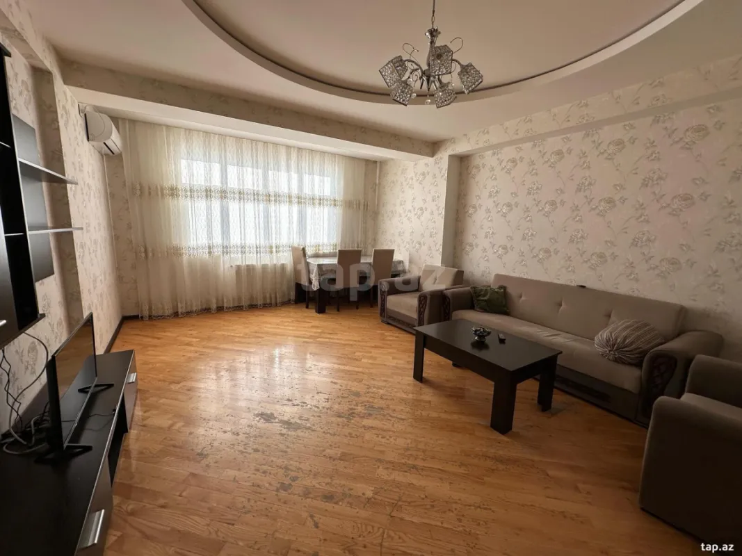 Kirayə verilir 3 otaqlı yeni tikili 115 m²