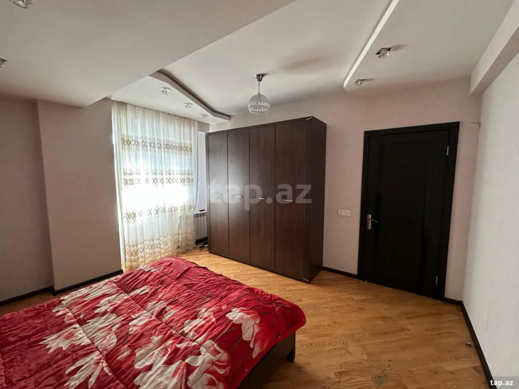 Kirayə verilir 3 otaqlı yeni tikili 115 m²