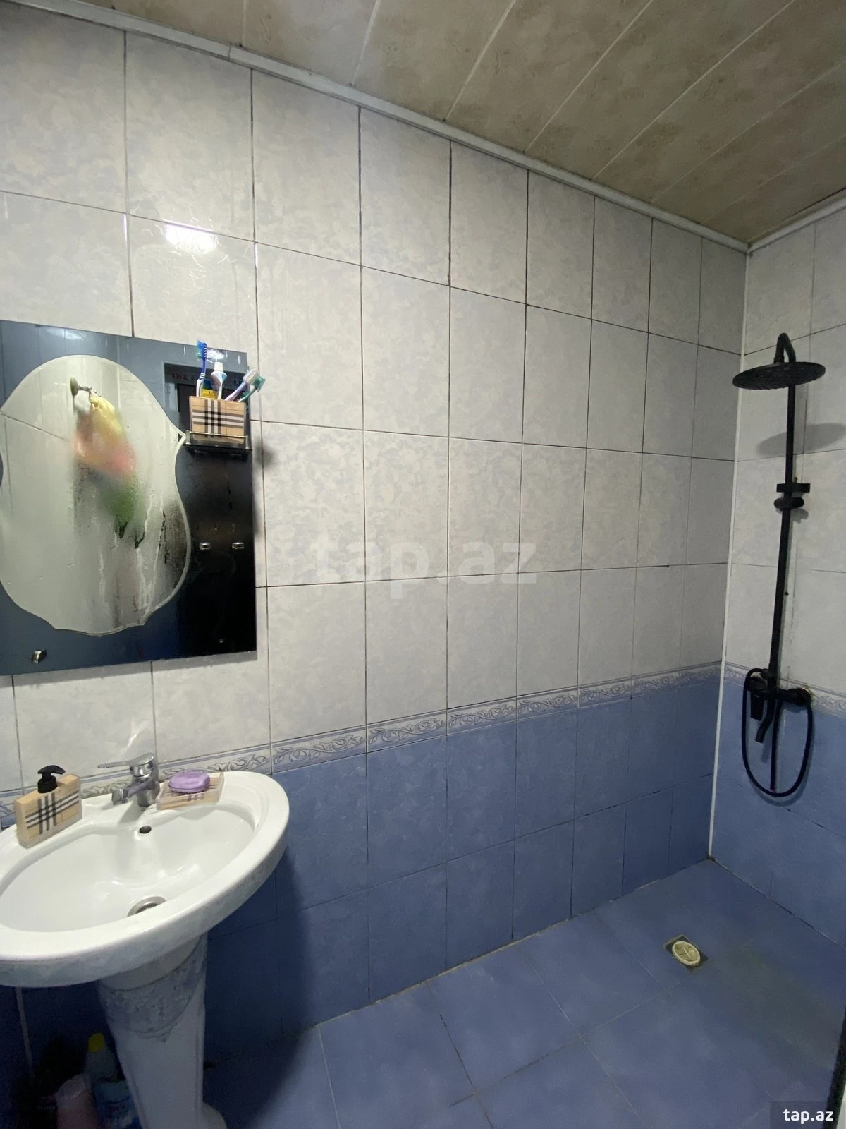 Satılır 3 otaqlı həyət evi