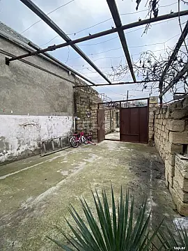 Satılır 3 otaqlı həyət evi