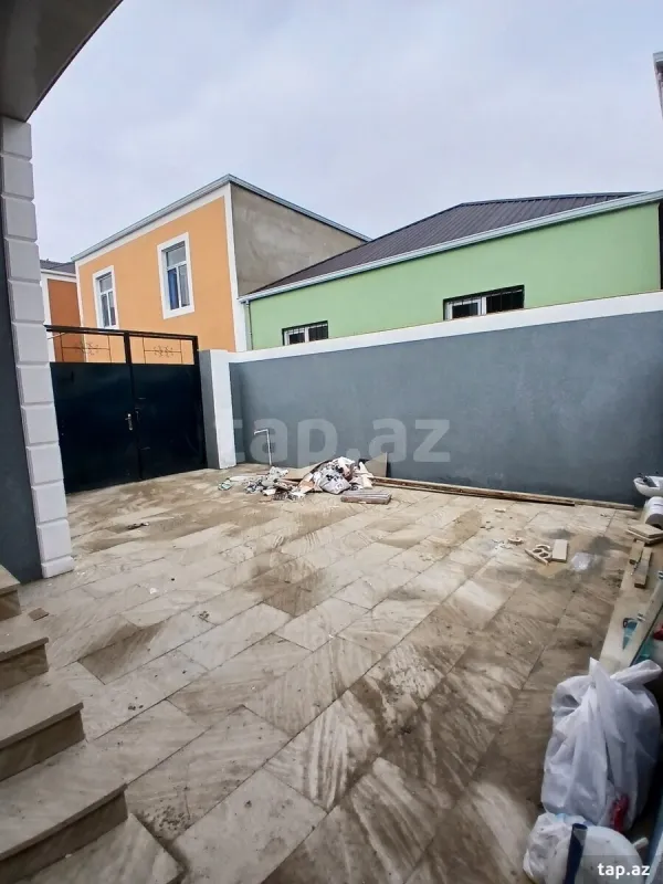 Satılır 3 otaqlı həyət evi