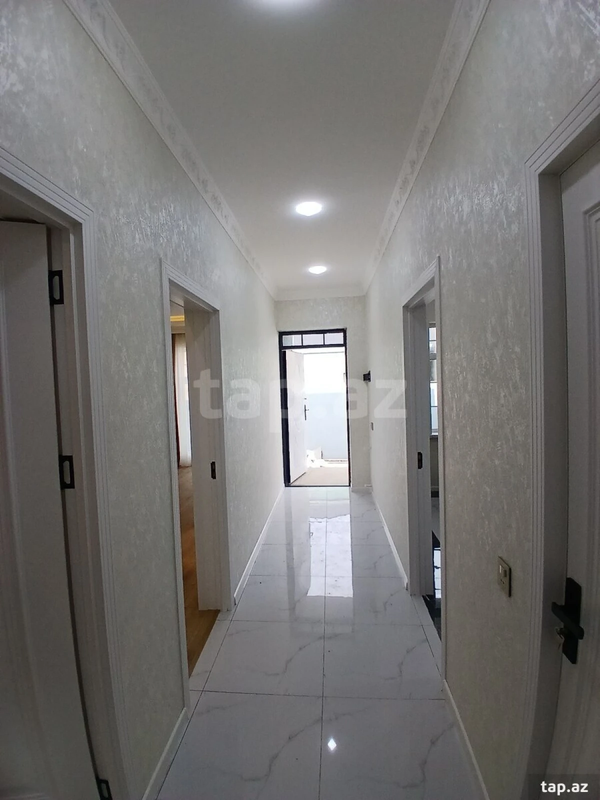 Satılır 3 otaqlı həyət evi