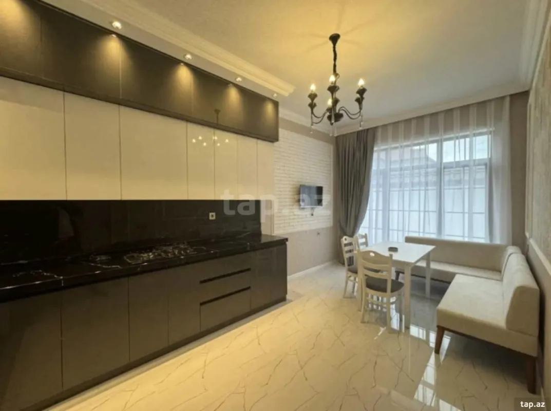 Kirayə verilir 6 otaqlı həyət evi