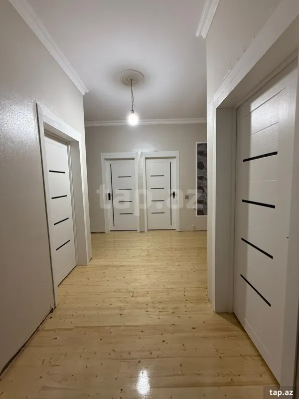 Satılır 4 otaqlı həyət evi