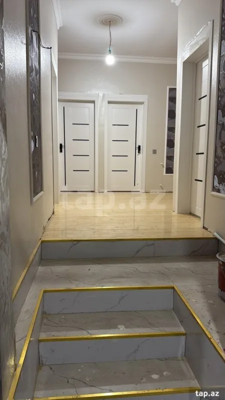 Satılır 4 otaqlı həyət evi