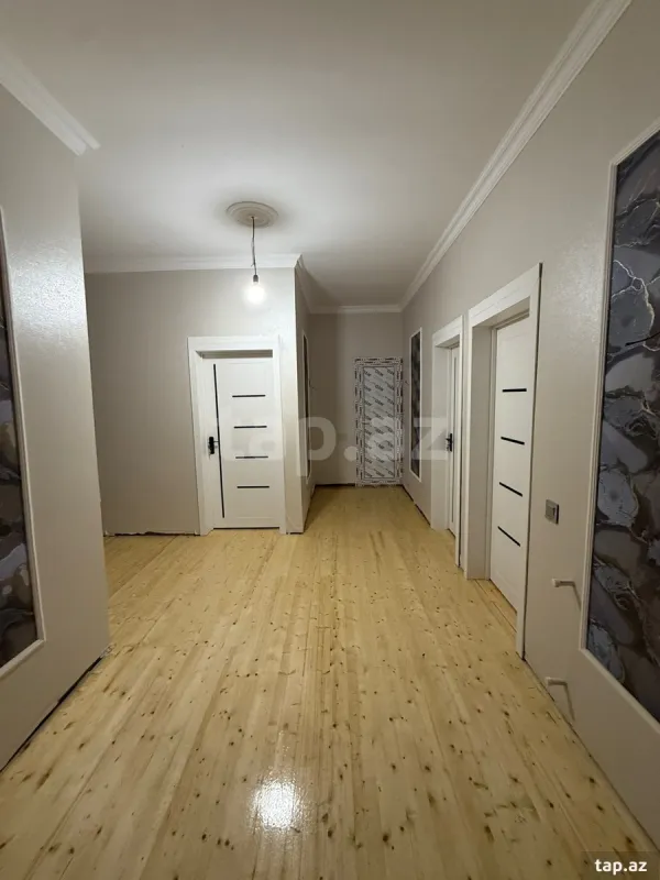 Satılır 4 otaqlı həyət evi