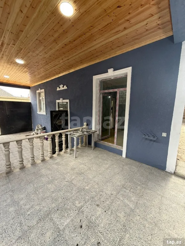Satılır 4 otaqlı həyət evi