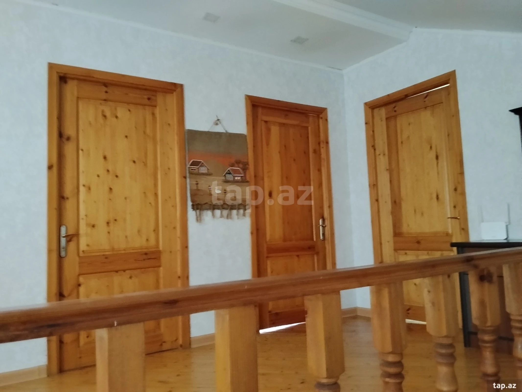 Satılır 5 otaqlı həyət evi