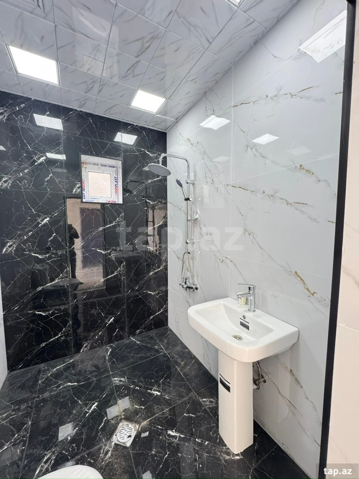 Satılır 3 otaqlı həyət evi