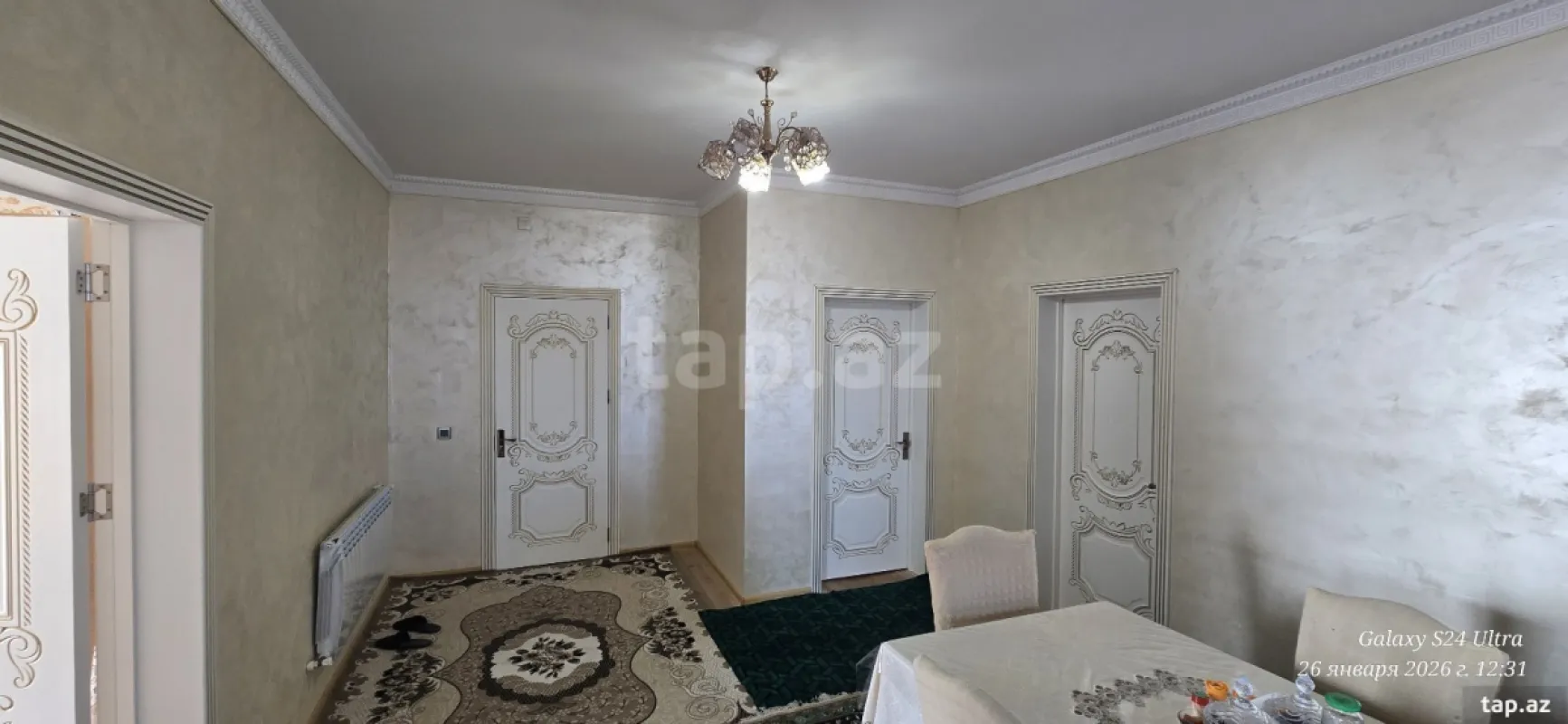 Satılır 8 otaqlı həyət evi