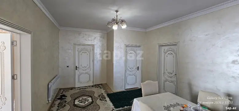 Satılır 8 otaqlı həyət evi