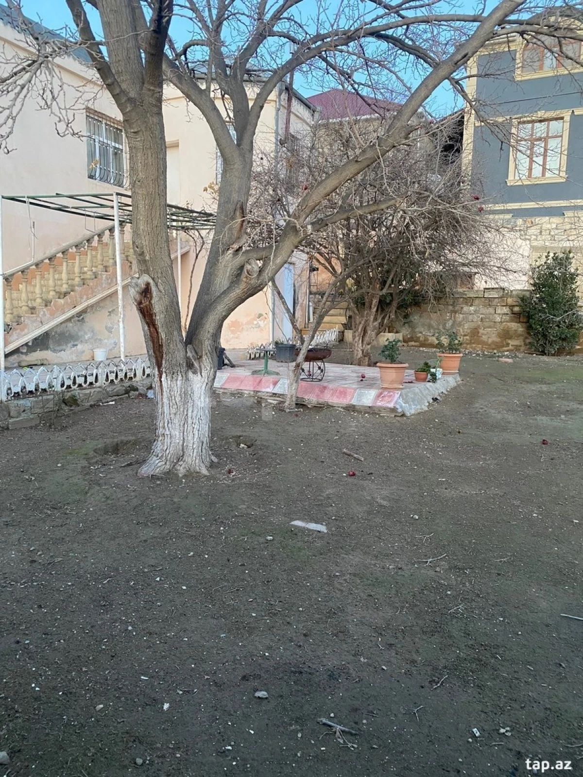 Satılır 4 otaqlı həyət evi