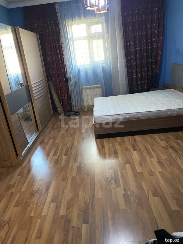 Satılır 4 otaqlı həyət evi