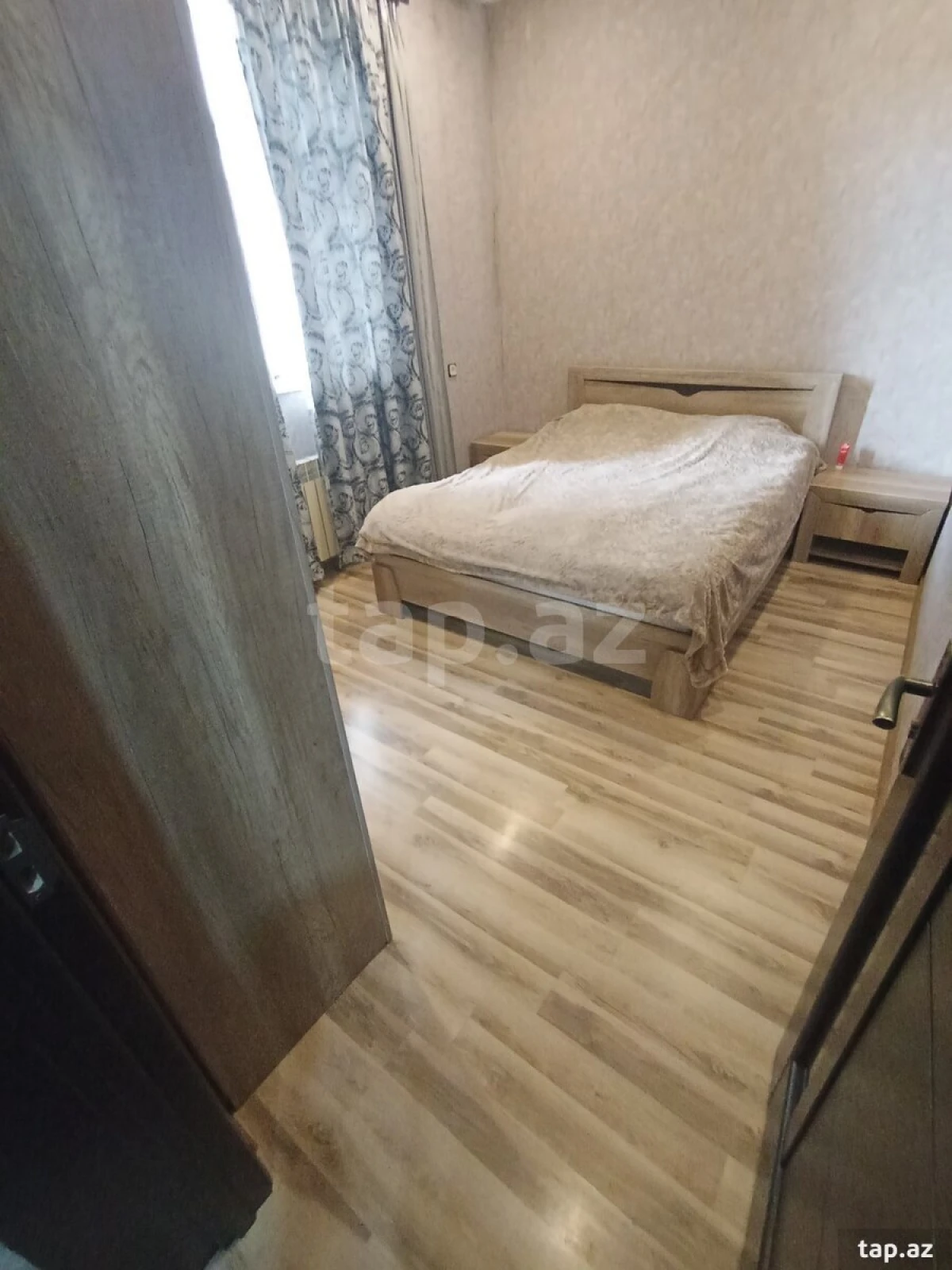 Satılır 9 otaqlı həyət evi