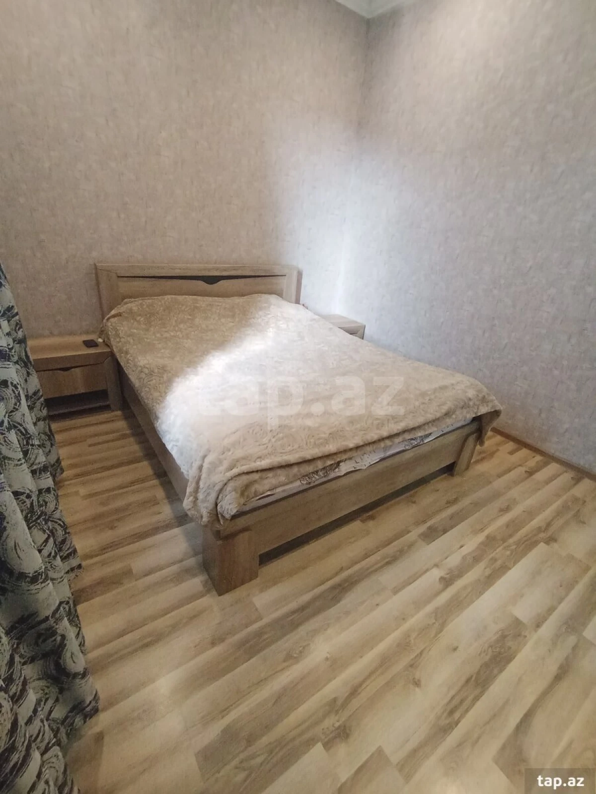 Satılır 9 otaqlı həyət evi