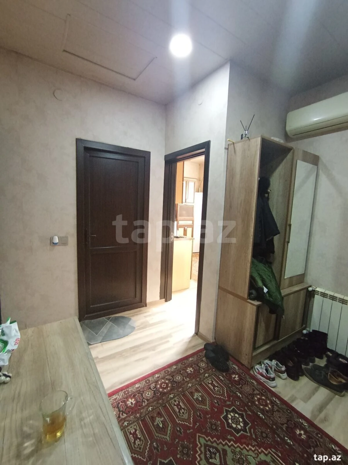 Satılır 9 otaqlı həyət evi