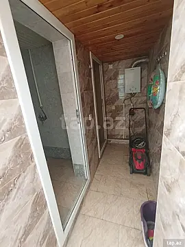 Satılır 9 otaqlı həyət evi