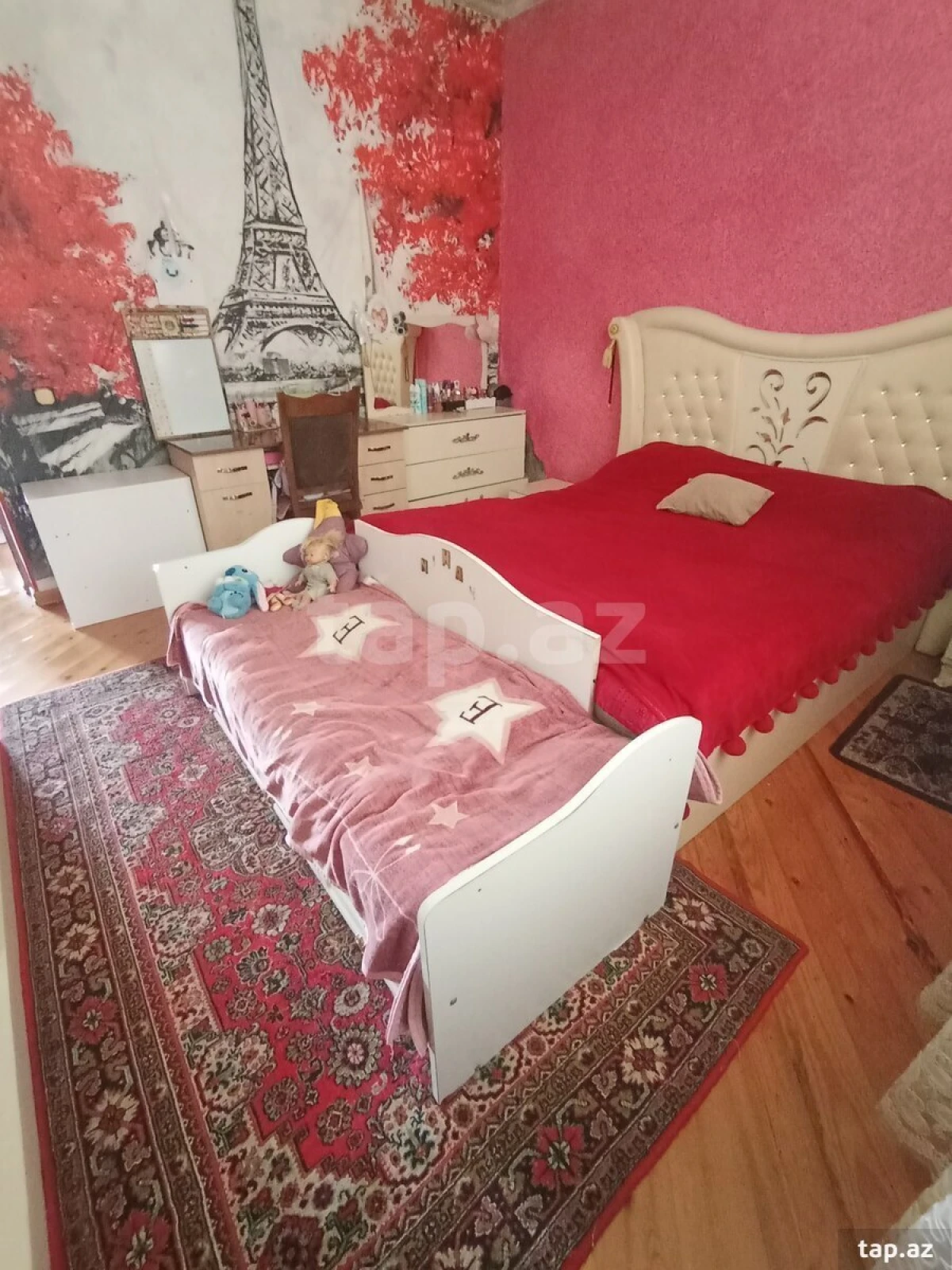 Satılır 9 otaqlı həyət evi