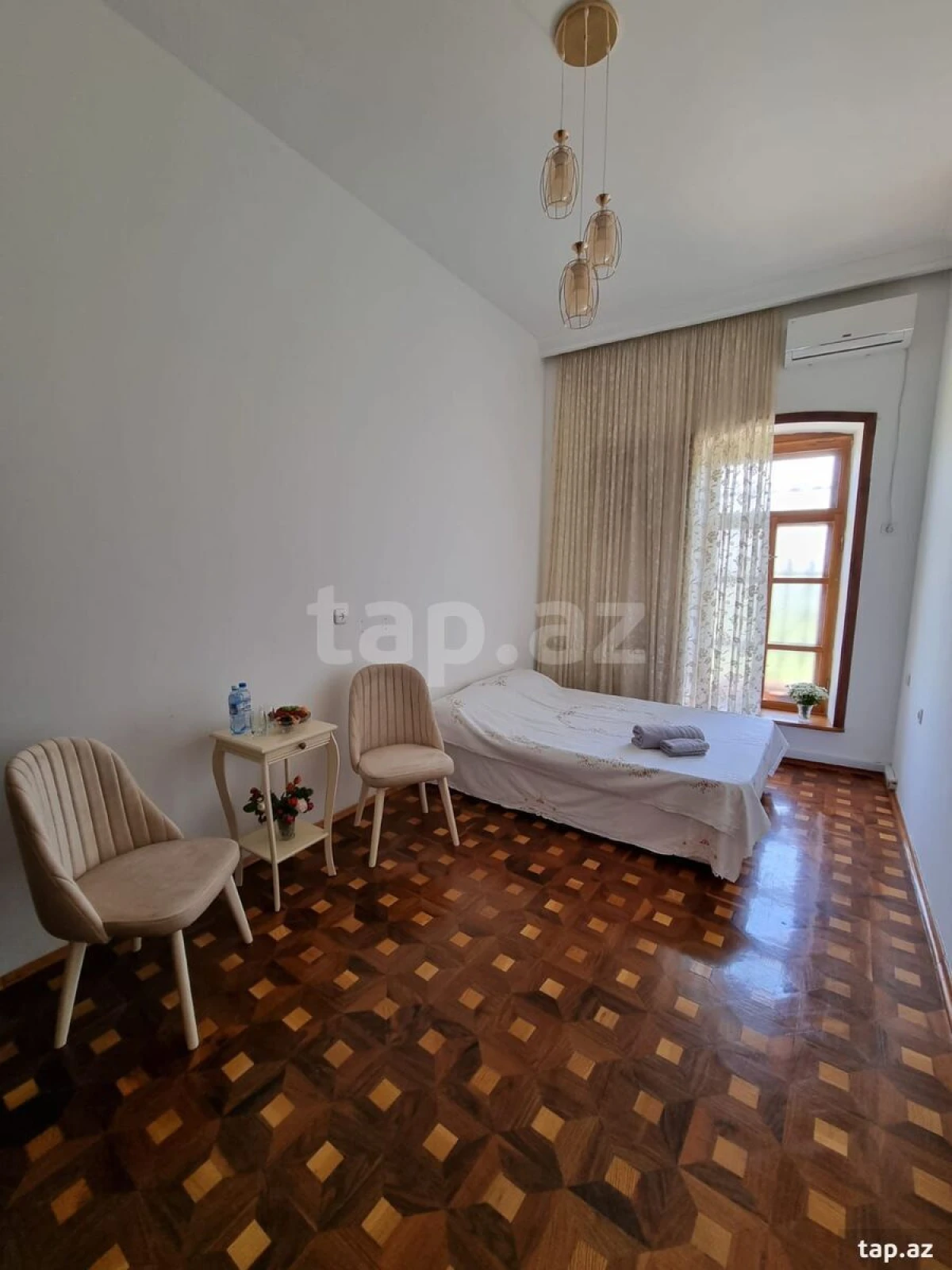 Kirayə verilir 5 otaqlı mənzil 300 m²