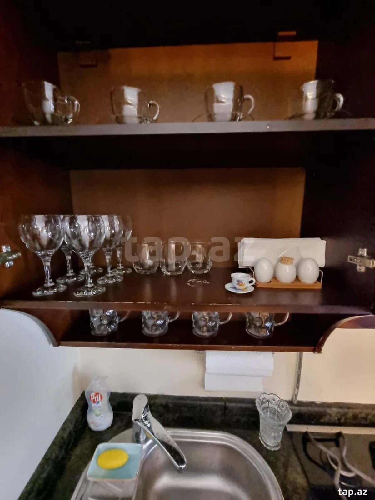 Kirayə verilir 5 otaqlı mənzil 300 m²