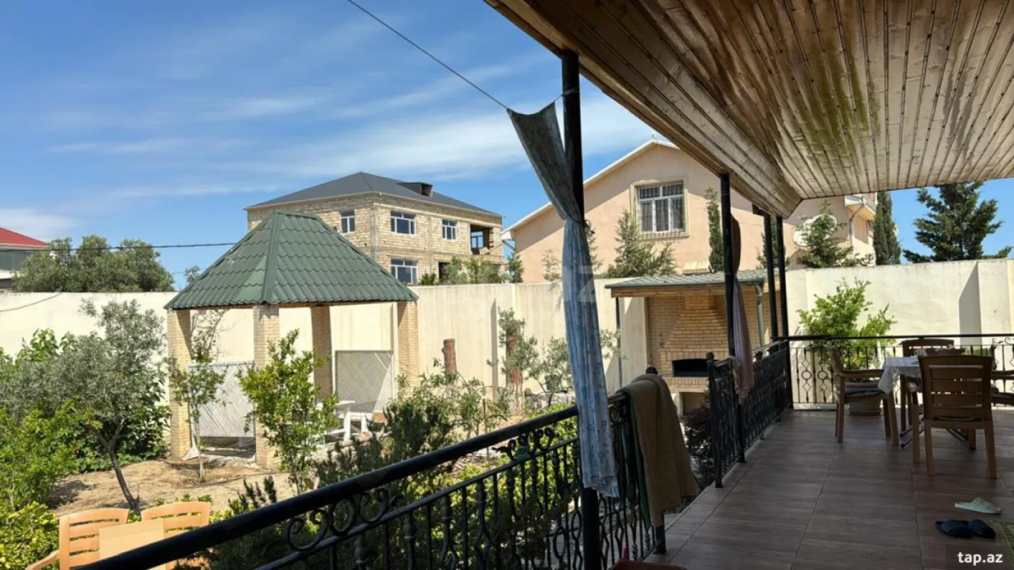 Satılır 3 otaqlı həyət evi