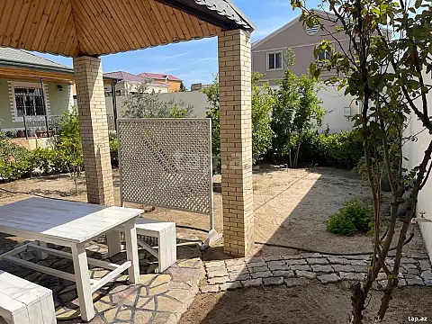 Satılır 3 otaqlı həyət evi