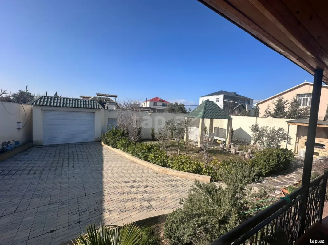 Satılır 3 otaqlı həyət evi