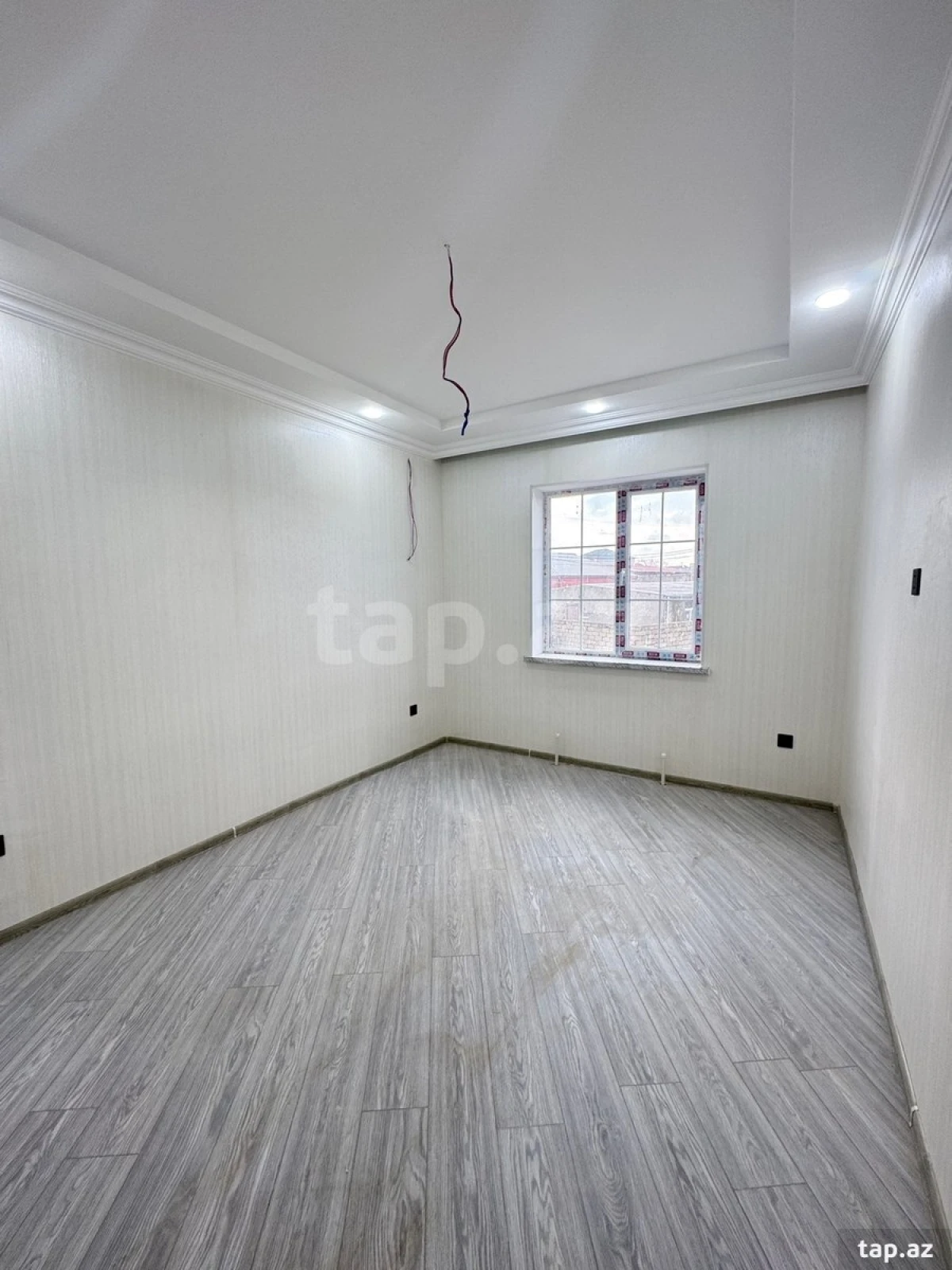 Satılır 4 otaqlı həyət evi