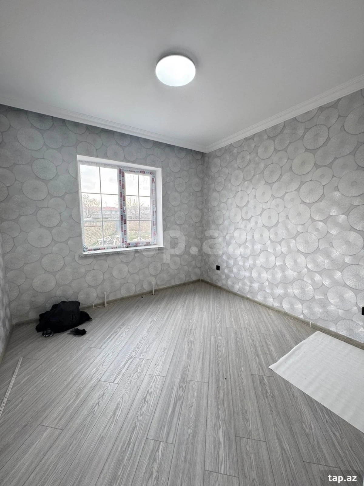 Satılır 4 otaqlı həyət evi