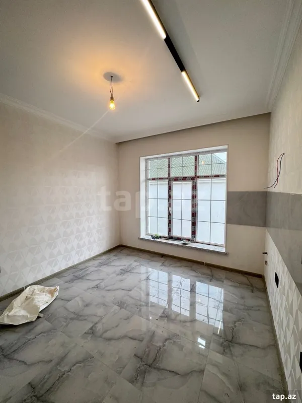 Satılır 4 otaqlı həyət evi