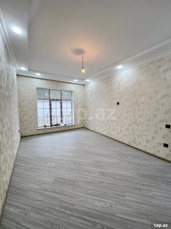 Satılır 4 otaqlı həyət evi