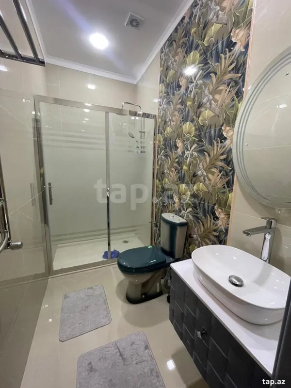 Satılır 5 otaqlı həyət evi