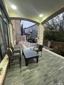 Satılır 5 otaqlı həyət evi