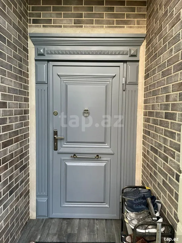 Satılır 5 otaqlı həyət evi