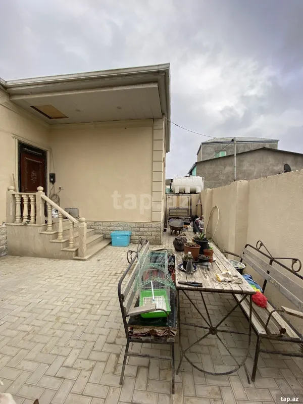 Satılır 3 otaqlı həyət evi