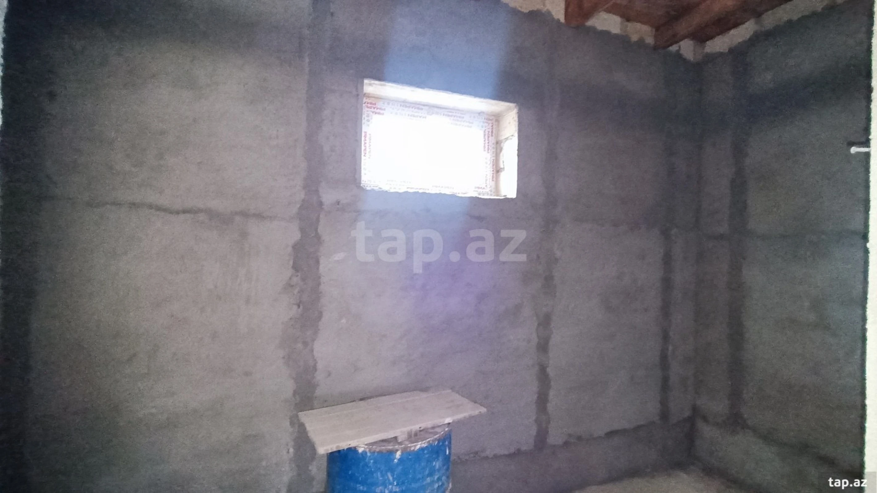 Satılır 4 otaqlı həyət evi