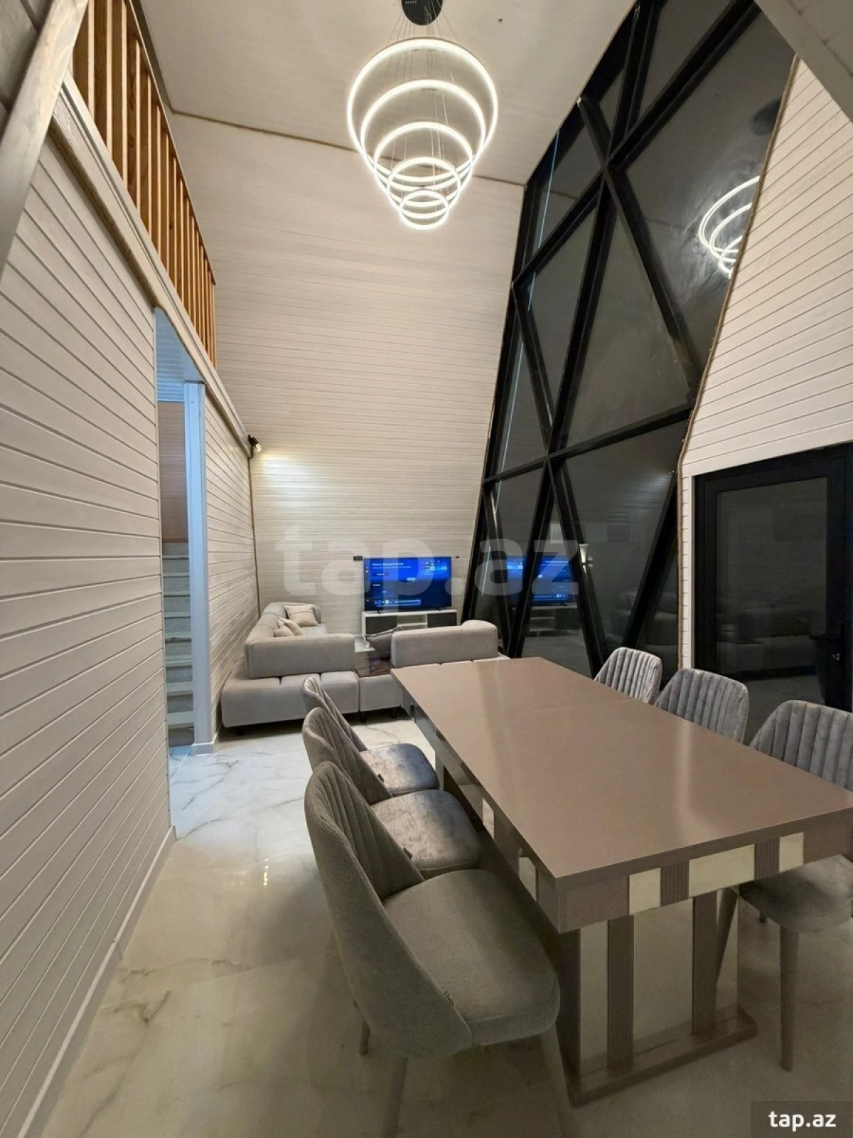 Kirayə verilir 3 otaqlı həyət evi